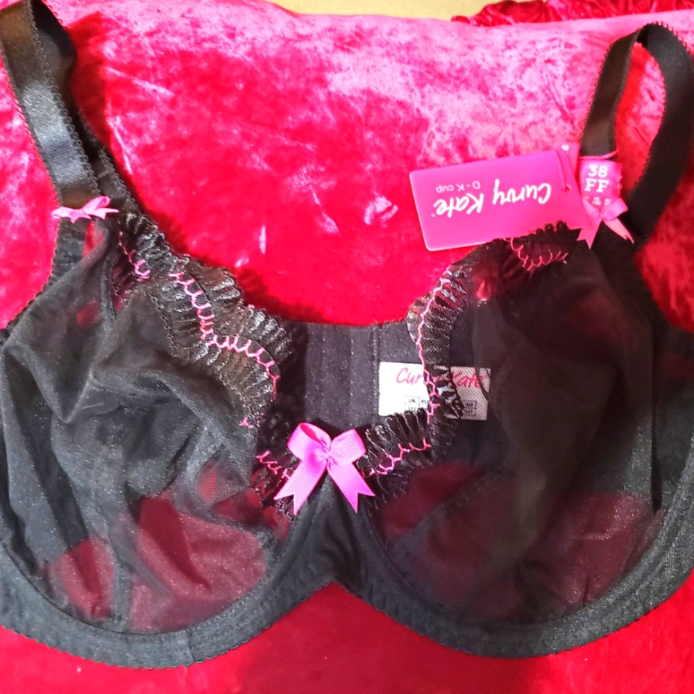Curvy Kate "Cabaret" plunge bra black with hot pink detailing. NWT Size 38FF